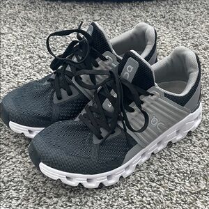 OC Women's Black and Gray Sneakers Size 5 Great Condition Running